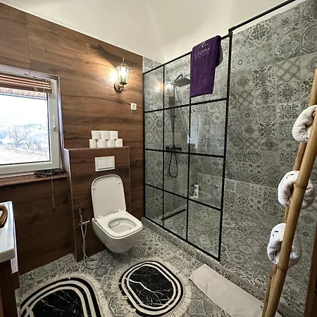 Utopia Mountain Villa